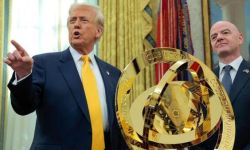 فيفا يطلق جائزة السلام.. وترامب يتصدر قائمة المرشحين لأول مرة